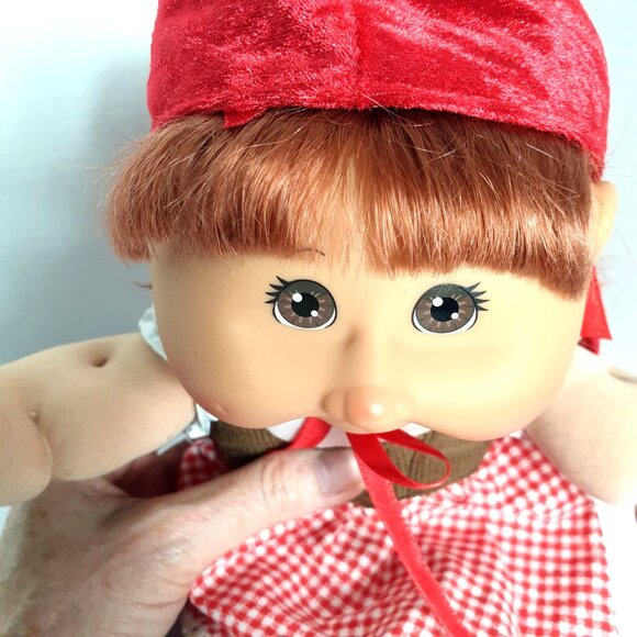 Cabbage Patch Kids Little Red Riding Hood 12" Doll 2006 Storybook Collection - Picture 7 of 10